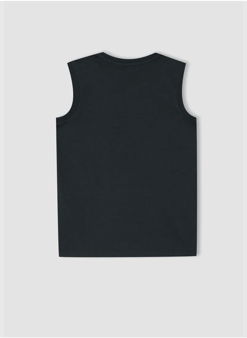 ديفاكتو Regular Fit Sleeveless Batman Print Vest