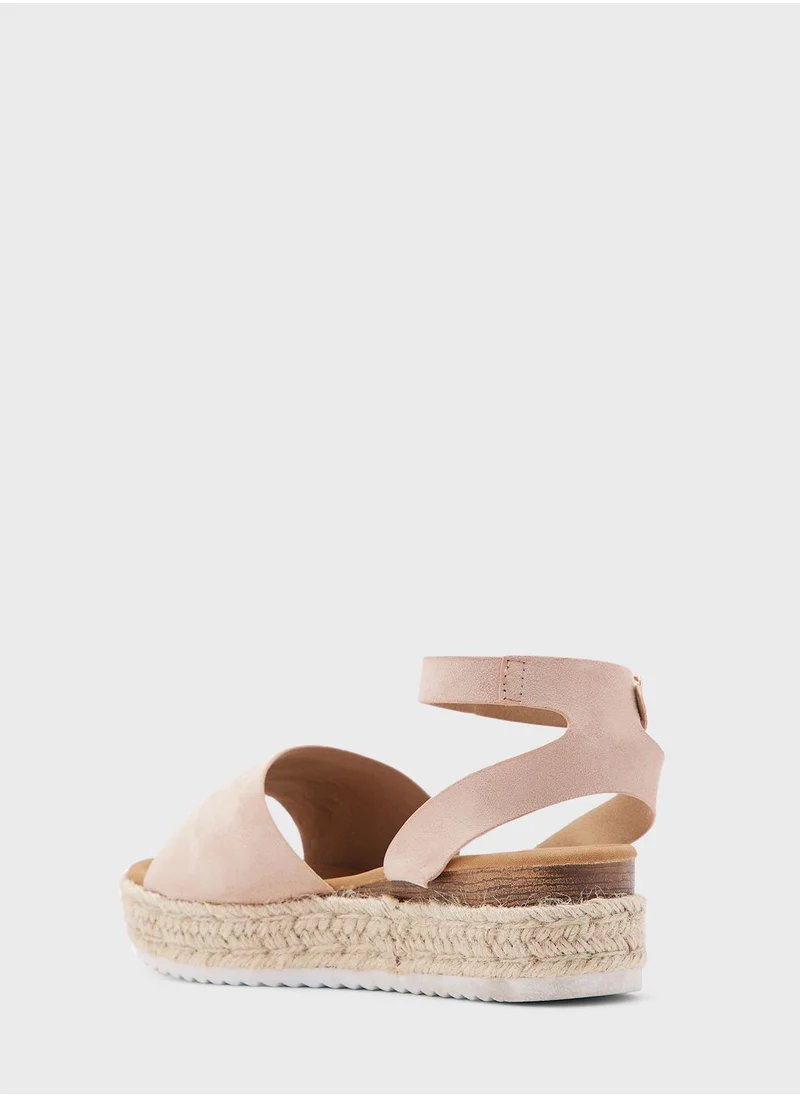 ترافل من نمشي Flatform Espadrille Wedge Sandal