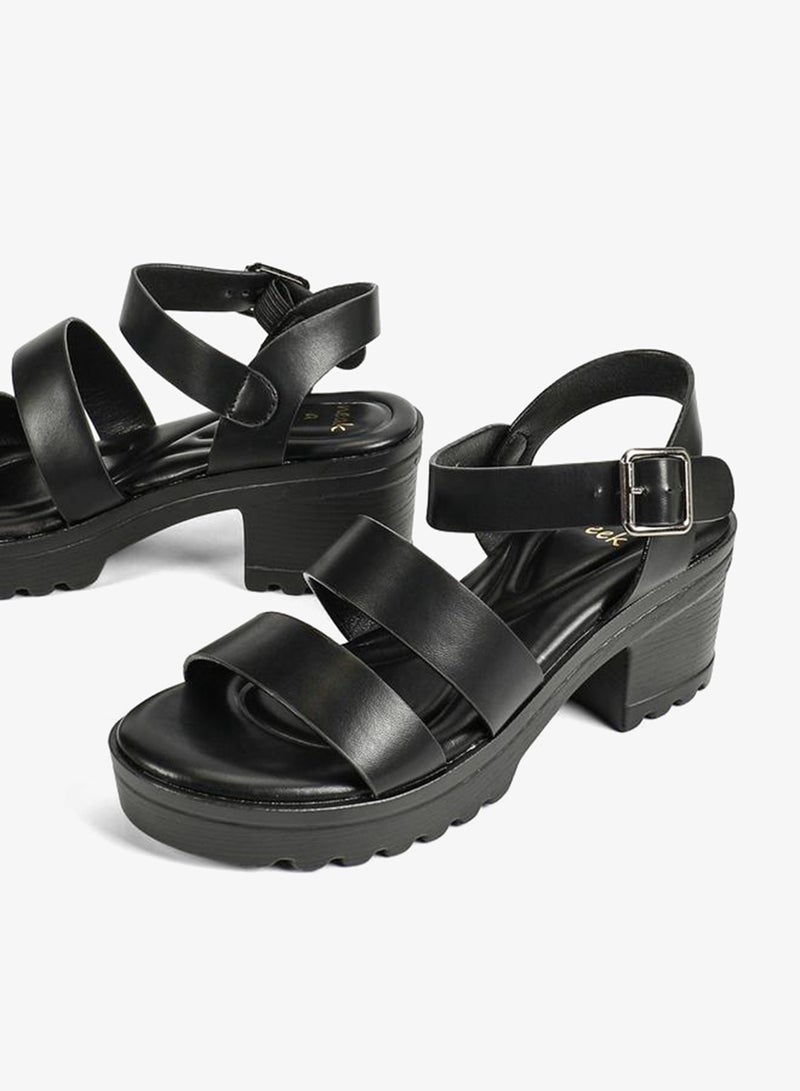 سنيك ايه بيك صندل سادة بكعب سميك وسير كاحل - Image 5