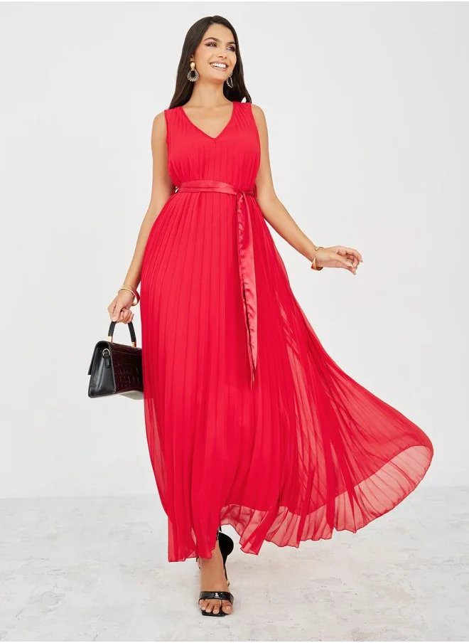 Styli Sleeveless Plated A-Line Maxi Dress