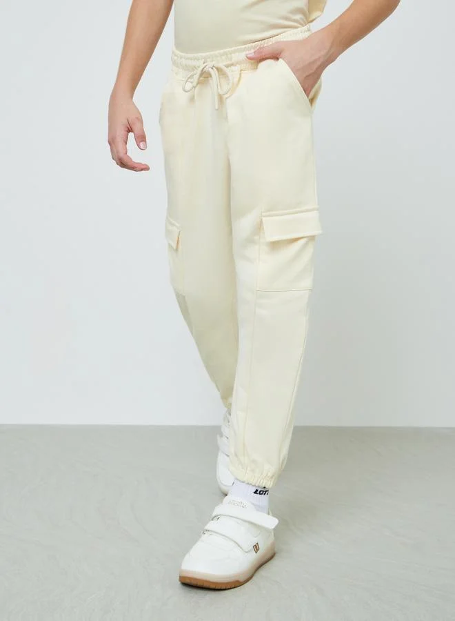 ستايلي Teen Boys Solid Cargo Joggers with Drawstring