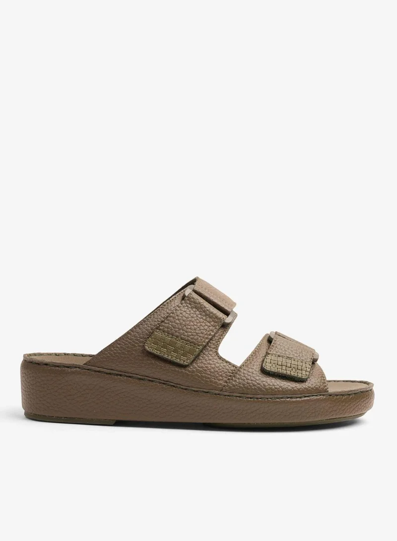 UOMO CAVALIER MEN'S ARABIC SANDAL WITH ADJUSTABLE STRAP OLIVE