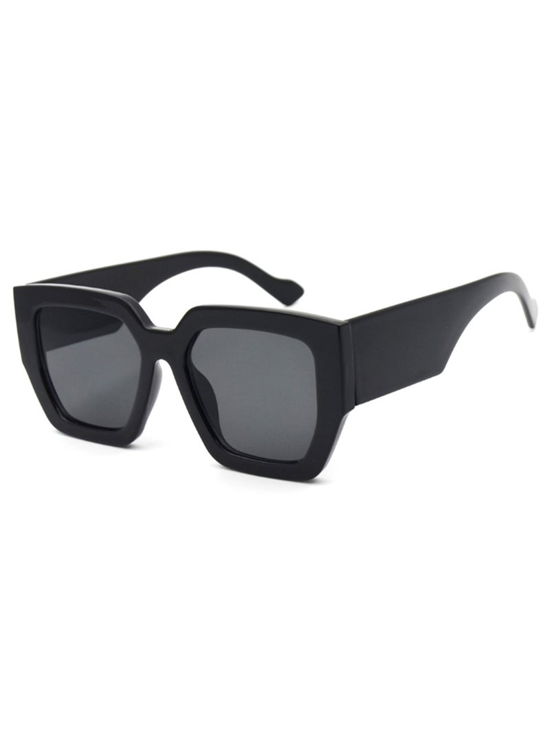 MADEYES نظارات شمسية للنساء لحماية من الأشعة فوق البنفسجية EE9P642-1 - أسود - Image 1