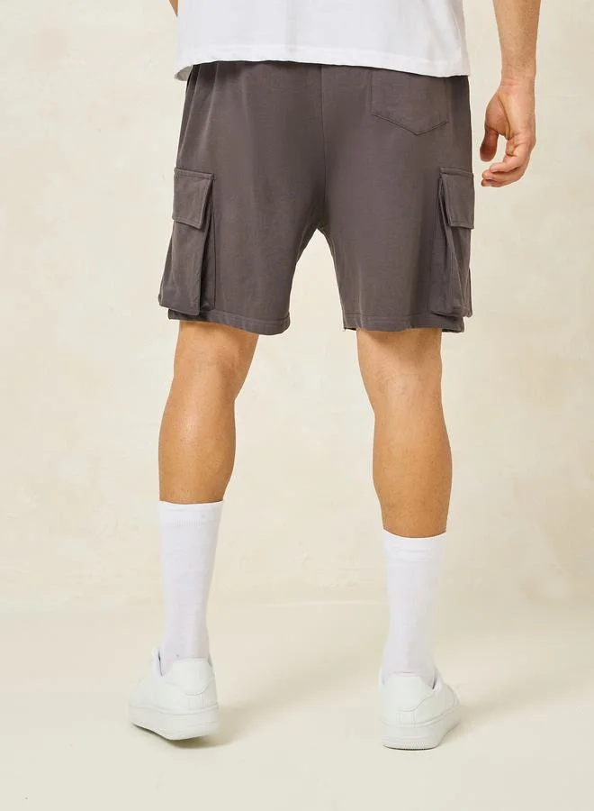 Styli Oversized Basic Knit Cargo Shorts