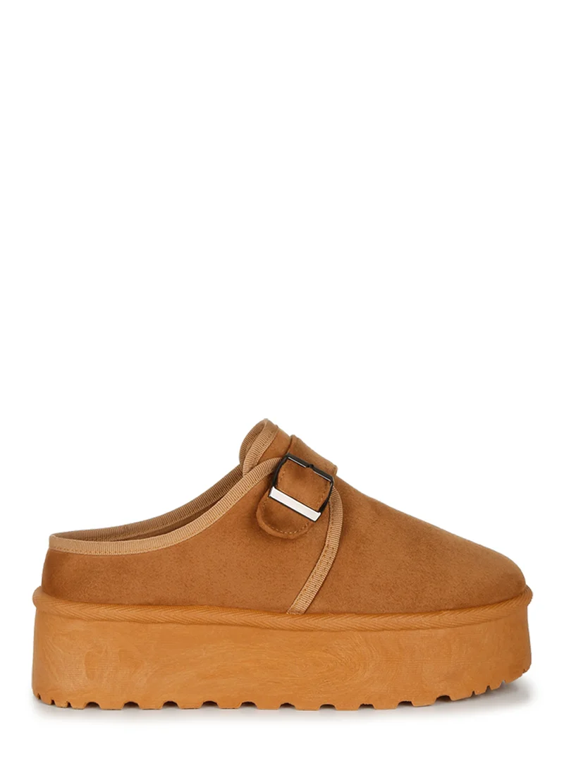 London Rag Buckle Strap Platform Classic Slip-On in Tan