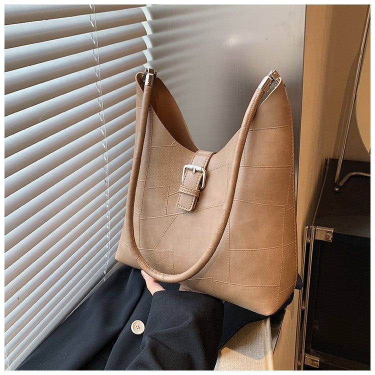 South Korea Large Capacity Handbag Women'S Summer Fashionable Vintage Tote Bag All-Match One-Shoulder Underarm Bag - Image 4