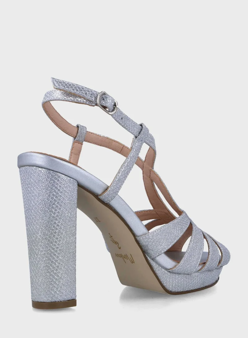 MENBUR Open Toe Strap Heel Sandals