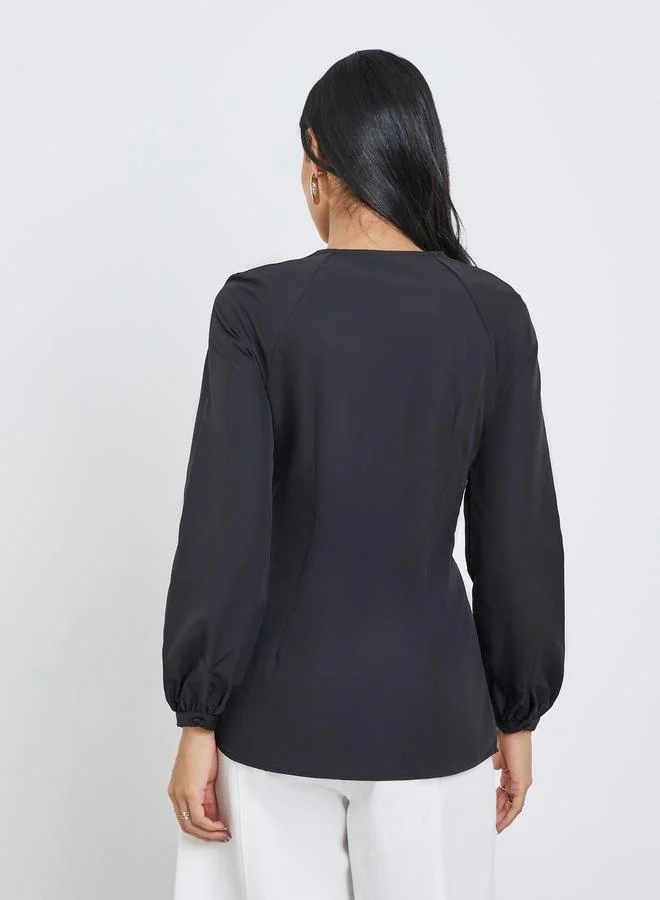 Styli Styli Solid Balloon Sleeve Buttoned Blouse