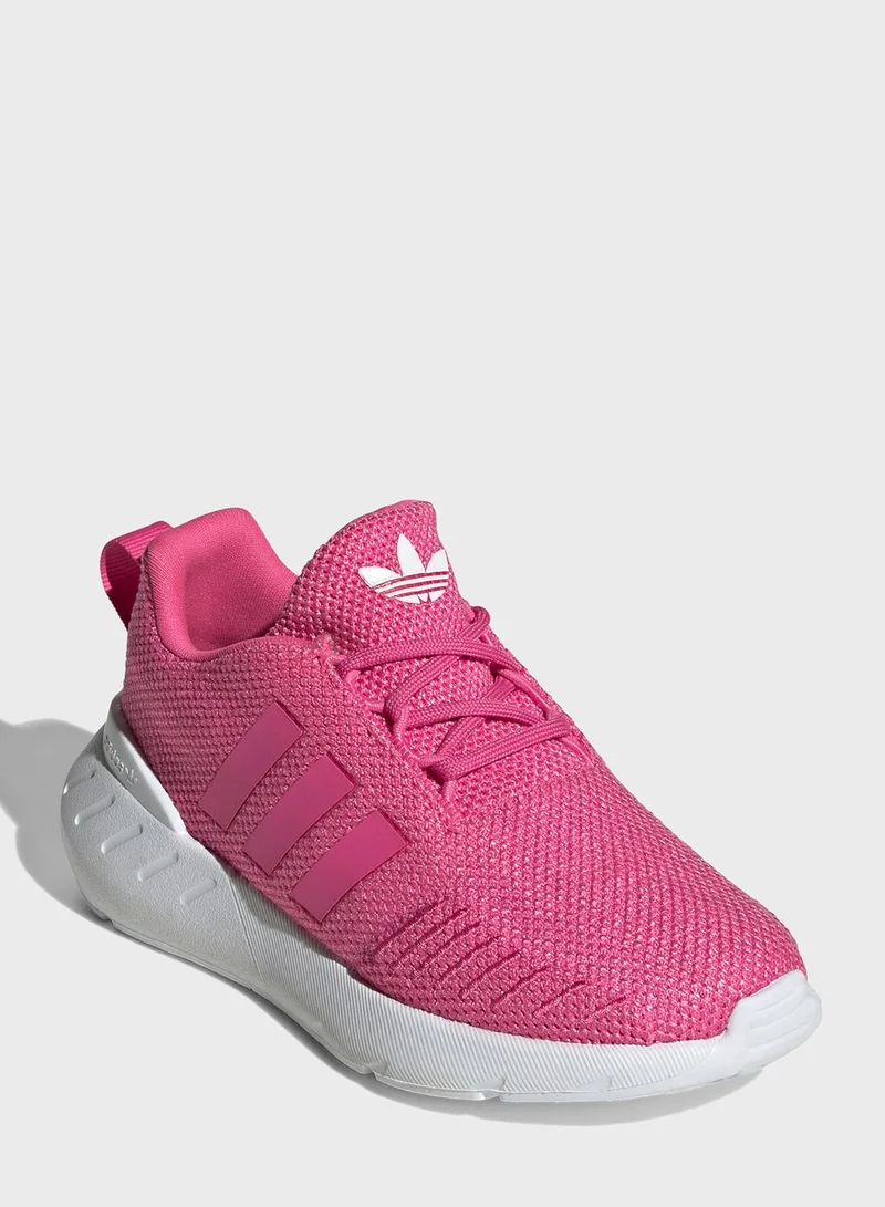 adidas Originals Kids Swift Run 22