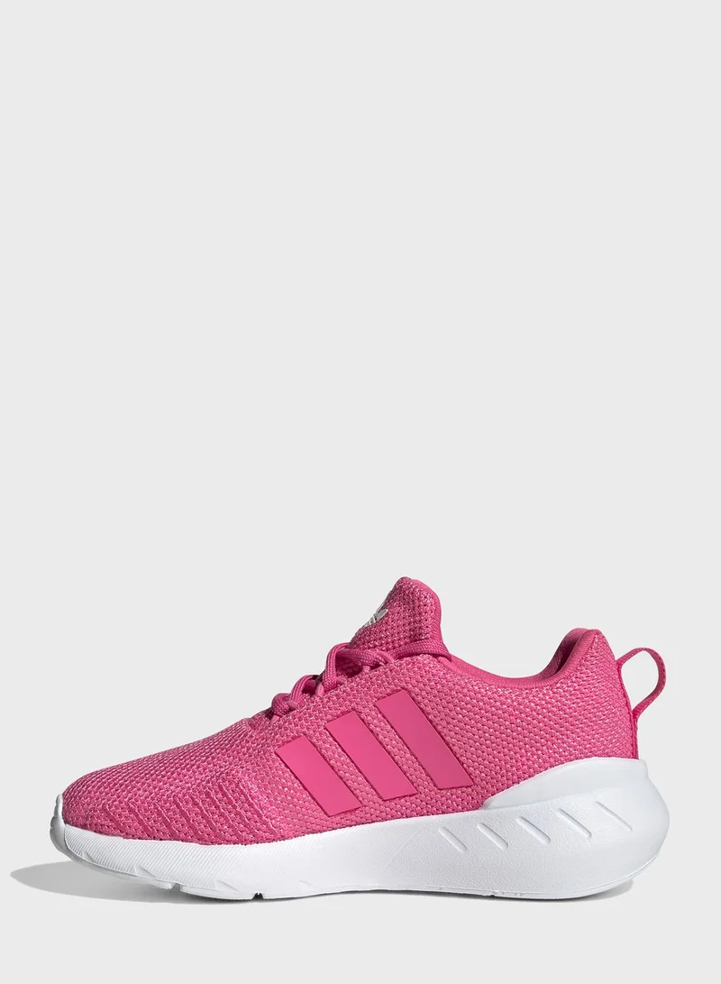 adidas Originals Kids Swift Run 22