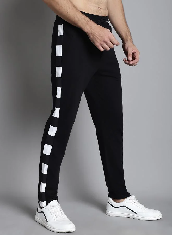 ستايلي Men Black Side Stripe Joggers By Door74
