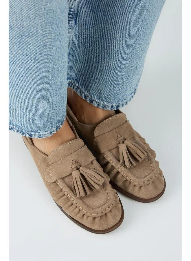Mayra Women's Genuine Leather Pleated Tassel Loafer Beige Shoe.