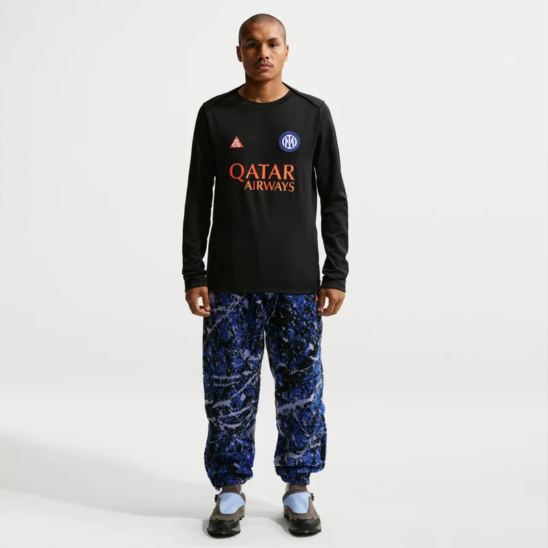 Nike Black Men's ACG Inter Milan Academy Pro SE Pre-Match Football Top for Men | Best Price UAE