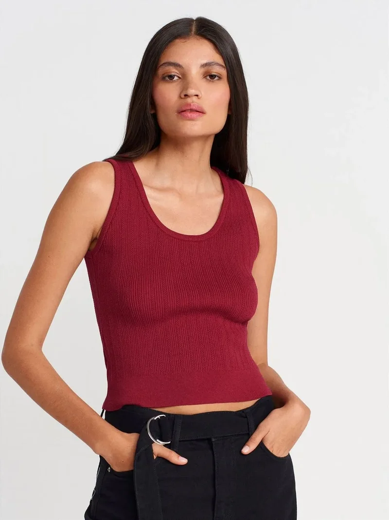ديلفين DILVIN Ribbed Sleeveless Slim-fit Blouse