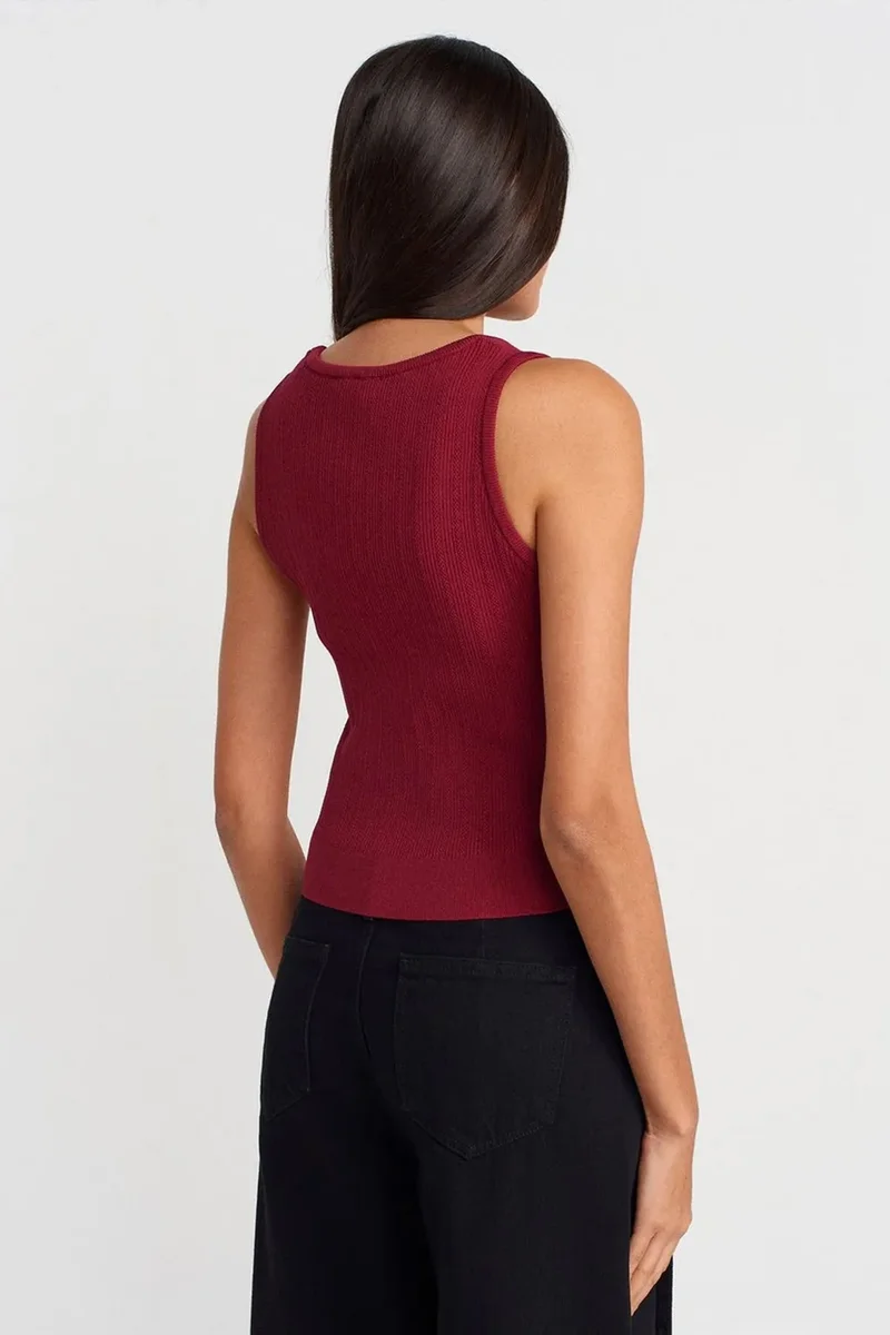 Dilvin Burgundy Red DILVIN Ribbed Sleeveless Slim-fit Blouse for Women | Best Price UAE