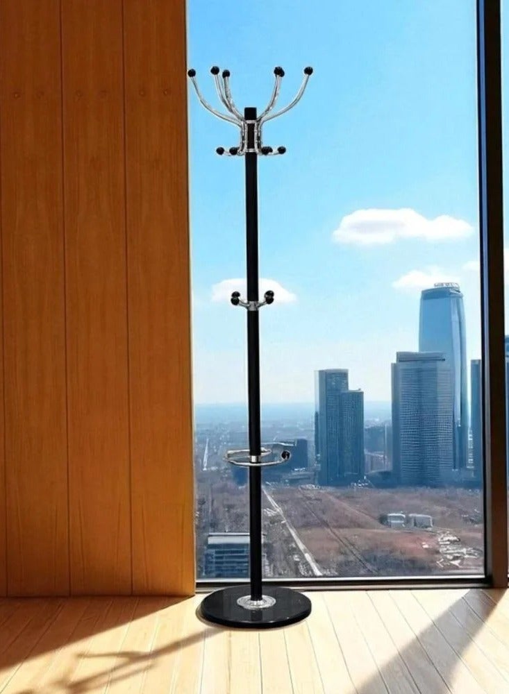 علاقة ملابس بقاعدة رخامية – تصميم معدني أنيق وثابت