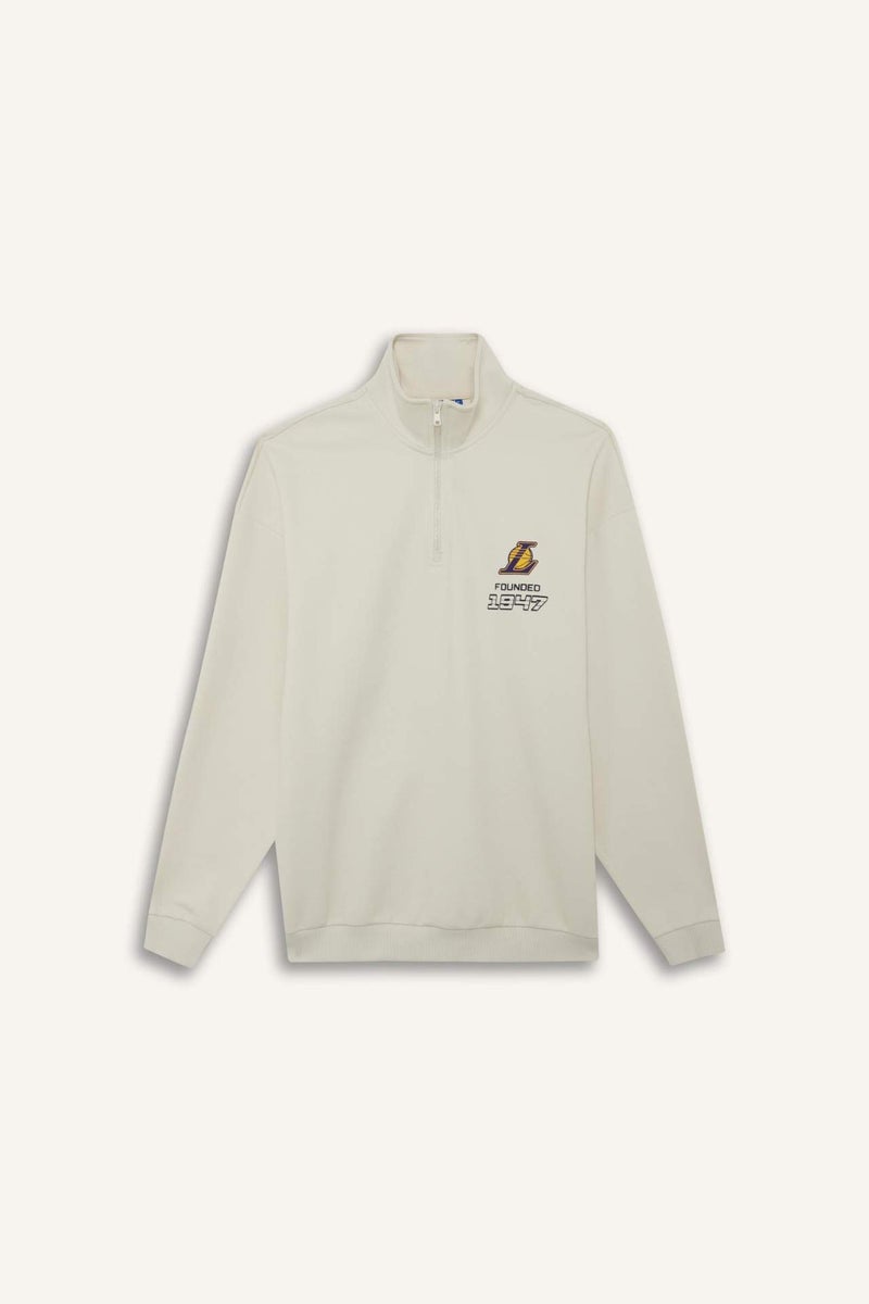 DeFacto Oversize Fit NBA Los Angeles Lakers Licensed Short Sleeve Sweatshirt - Image 4