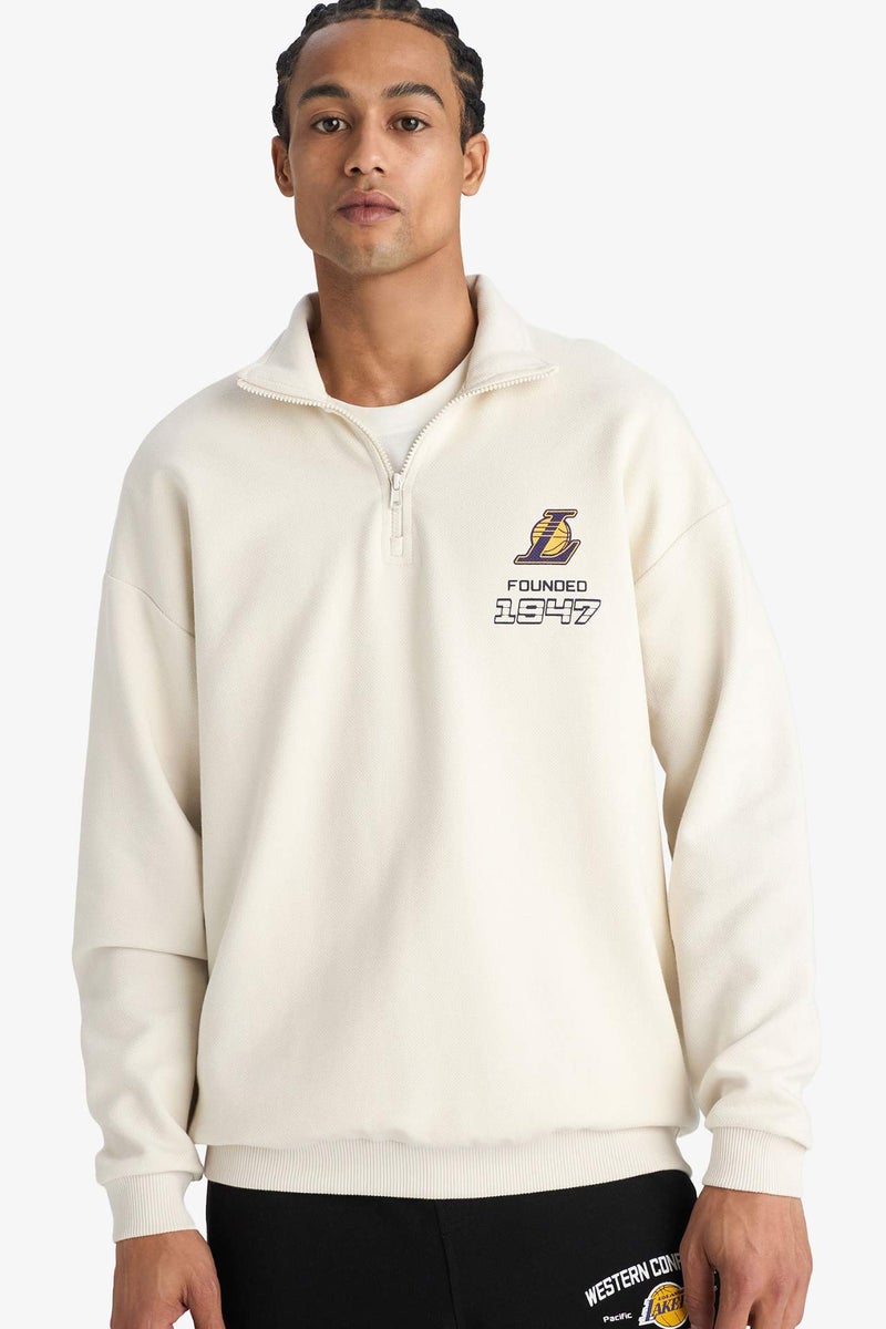DeFacto Oversize Fit NBA Los Angeles Lakers Licensed Short Sleeve Sweatshirt - Image 1