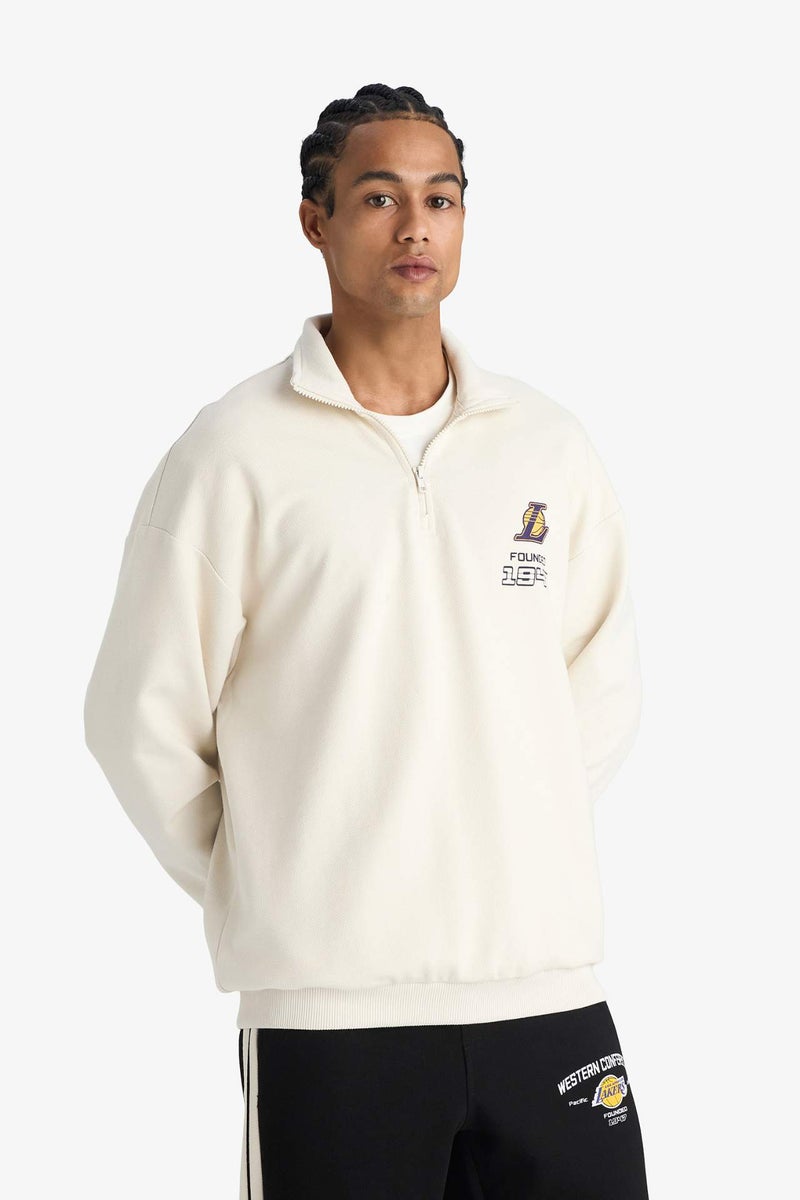 DeFacto Oversize Fit NBA Los Angeles Lakers Licensed Short Sleeve Sweatshirt - Image 3