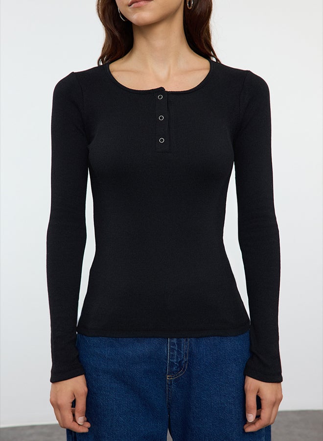 trendyol Black Snap Fastener Fitted Stretchy Knitted Blouse TWOAW25BZ00080 - Image 5