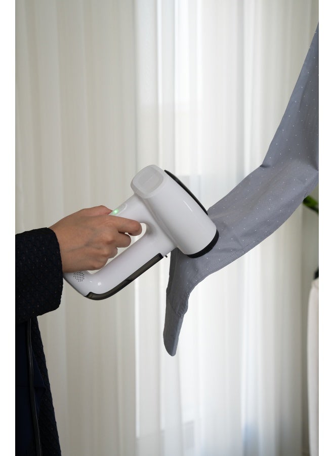 Valyo Vacuum Steam Iron For Clothes With AirIron Technology One Hand Use 95ml Tank - Image 3