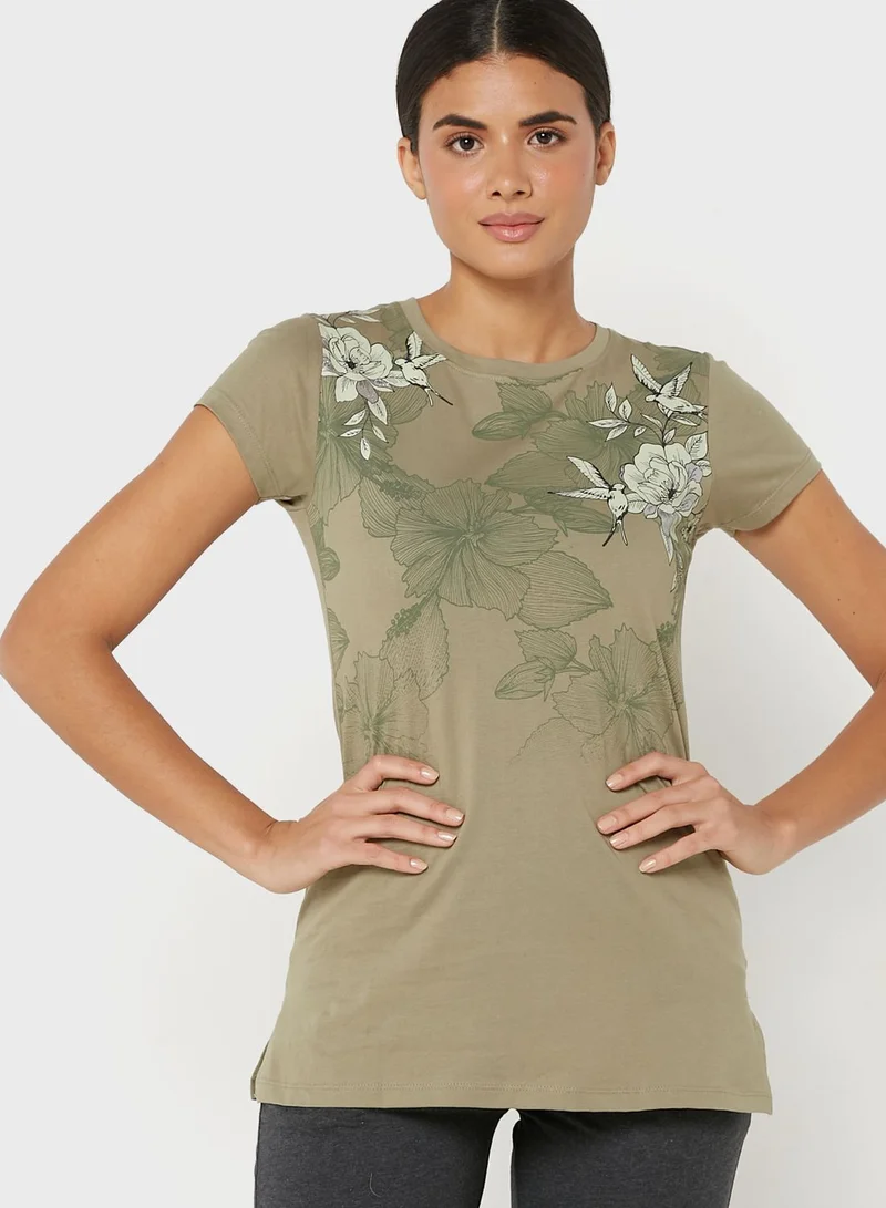 Sweet Dreams Round Neck Graphic T-Shirt & Pyjama Set