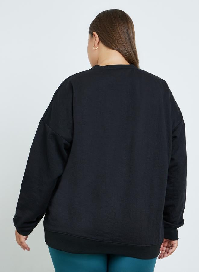 Styli Plus Size Longline Printed Sweatshirt - Image 4