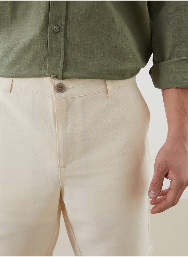 LC WAIKIKI Standard Fit Linen Blend Men's Shorts  - Image 3
