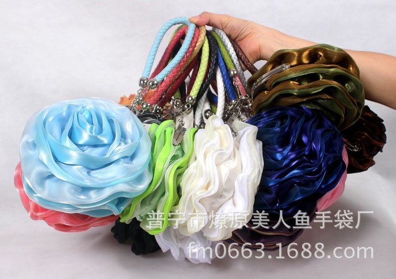 Red Rose Flower Bag Silk Bridal Wedding Bag Banquet Bag New Mini Girl Handbag - Image 3