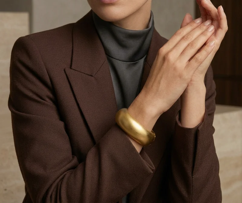 روفو Chunky Matt Cuff Bangle
