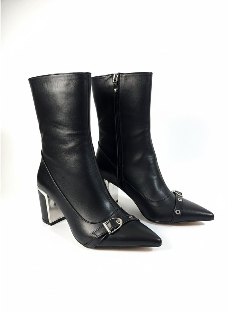 فيبراندا بوت أنيق بتصميم عصري يضيف لمسة فخامة لأي إطلالة - Image 1