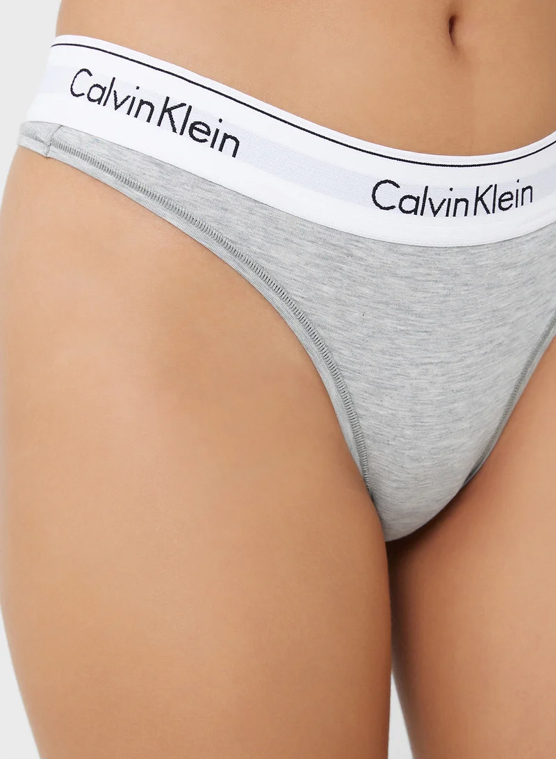 كالفن كلاين Logo Band Detail Thong