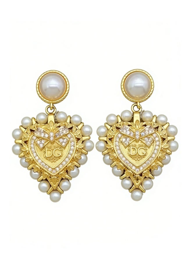D&G DG Retro love Pearl earrings light luxury studded letter earrings court style dress earrings. - Image 4