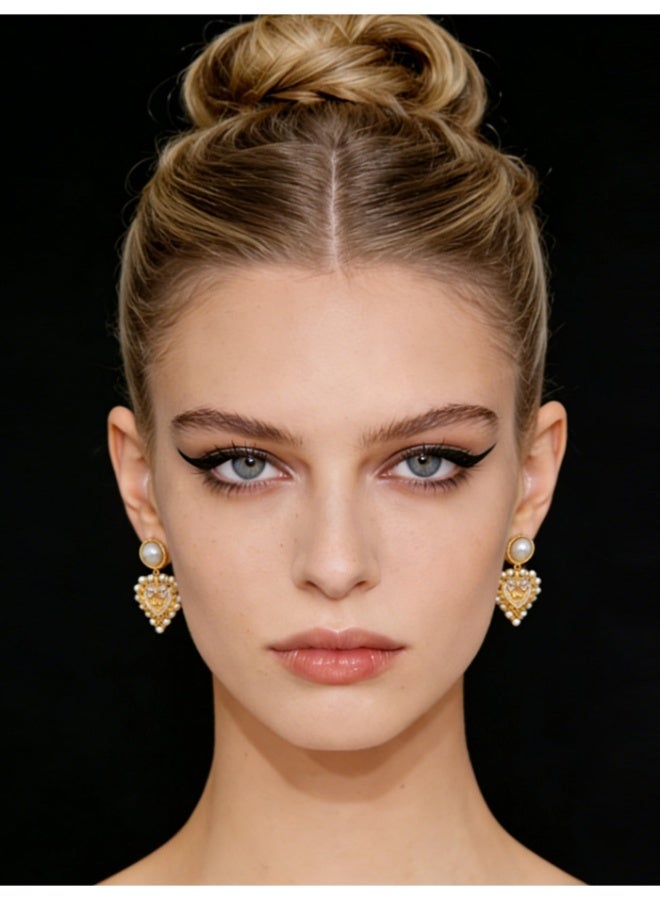 D&G DG Retro love Pearl earrings light luxury studded letter earrings court style dress earrings. - Image 5