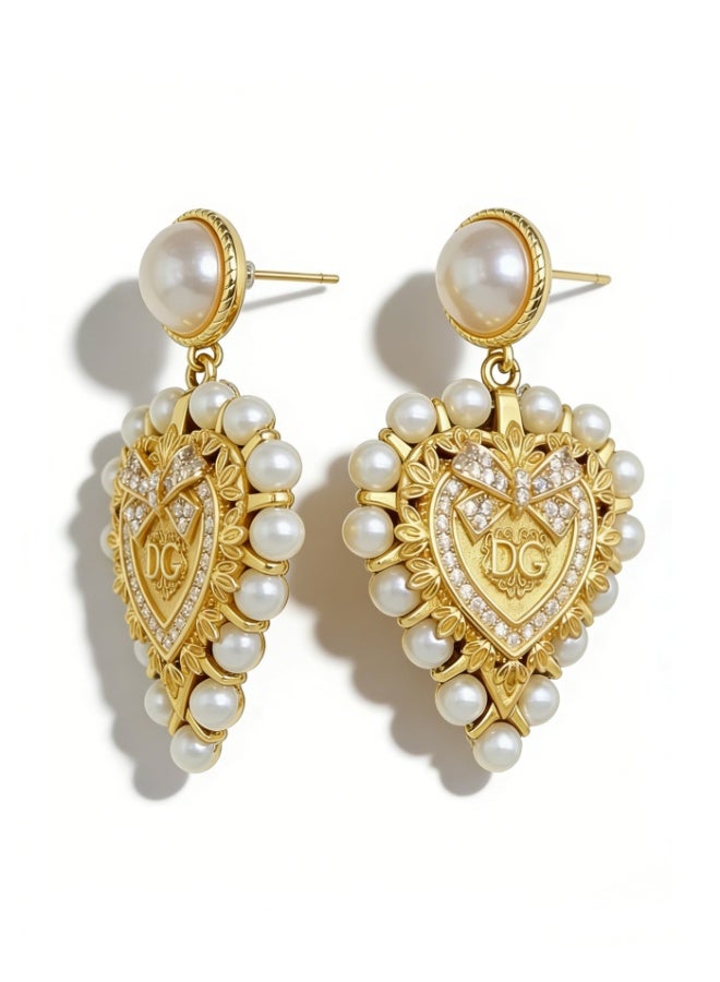 D&G DG Retro love Pearl earrings light luxury studded letter earrings court style dress earrings. - Image 2