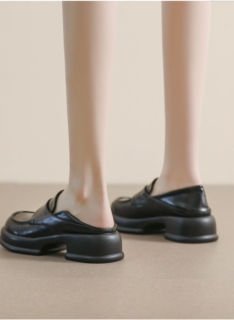 Loquat Round Toed English Style Leather Shoes Black  - Image 3