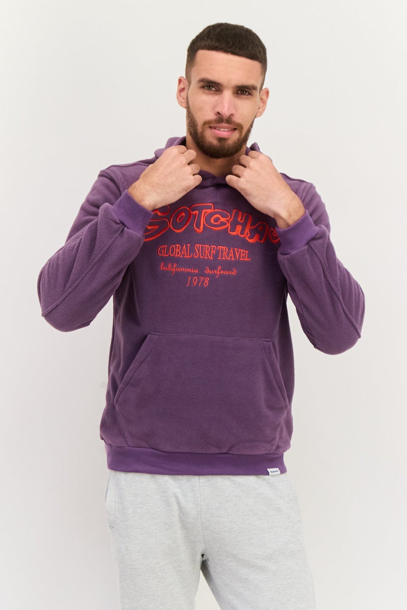Gotcha سويت شيرتات بأكمام طويلة مع غطاء للرأس للرجال، مزينة بشعار، بنفسجي - Image 1
