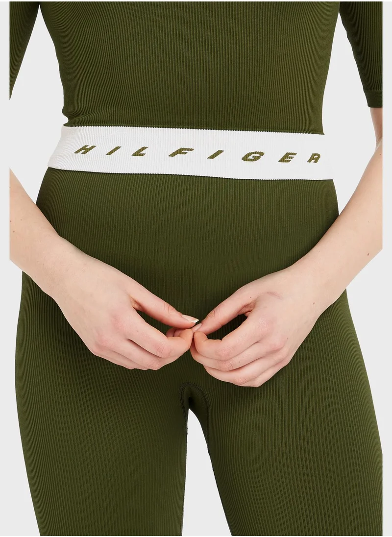 TOMMY HILFIGER Slim Seamless Cropped T-Shirt