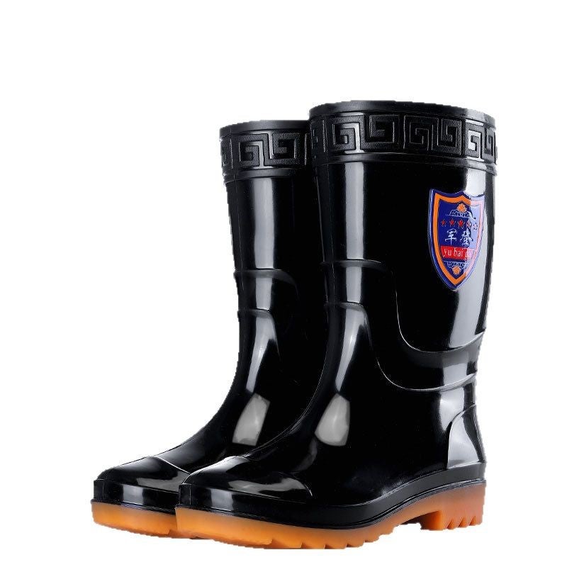 Military-Style Mid-High Rain Boots For Men And Women, Shield Logo Labor Protection Rain Boots, Short Slip-On Black Rubber Sole Water Shoes, Non-Slip Water Boots - Image 5