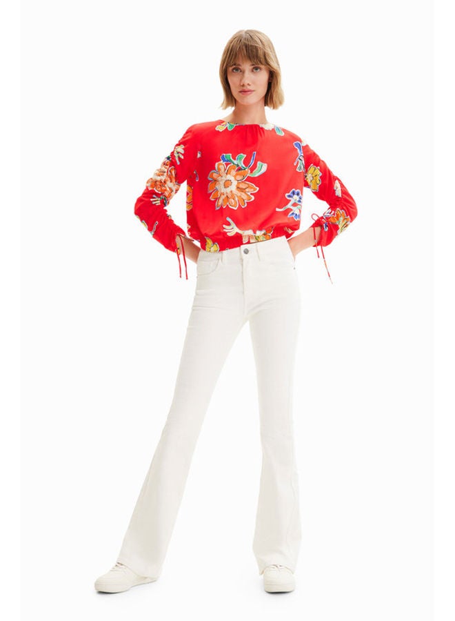 Short gathered floral blouse