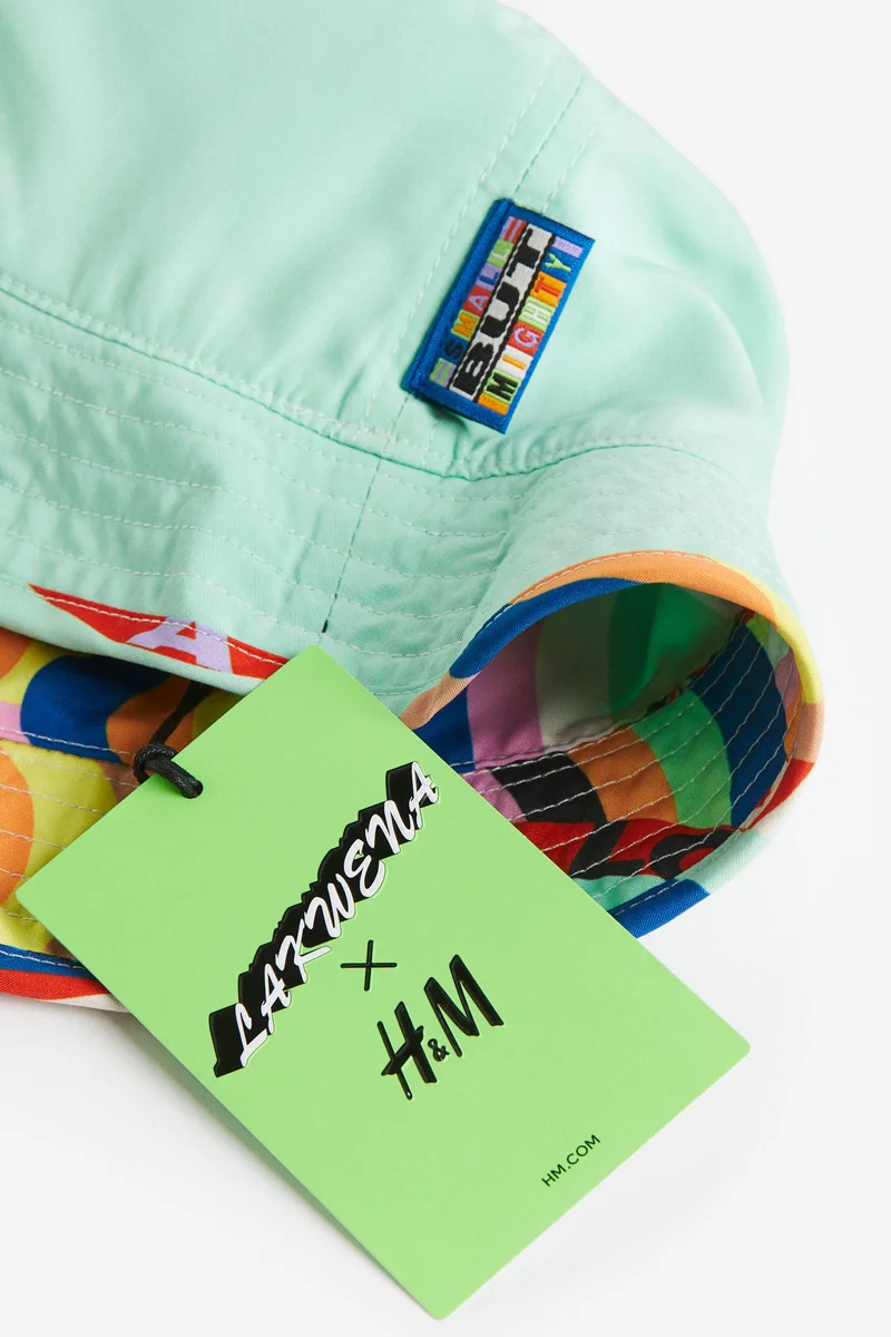 H&M Reversible bucket hat