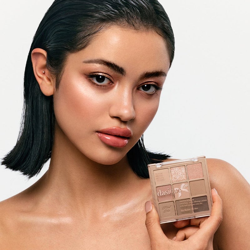 Dasique Eyeshadow Palette – 24 Muted Nuts - Image 4