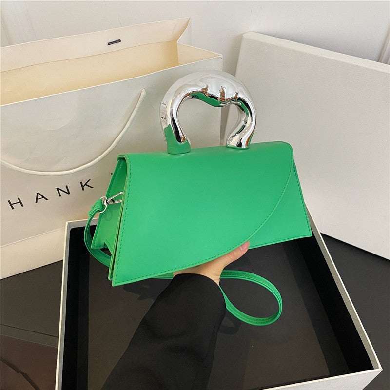 Niche Design Handbag Bag Women'S 2024 Spring And Trapezoidal Small Square Bag Stylish Personalized Fashion Handbag - Image 3