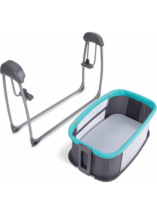 Mastela 4-in-1 Deluxe Bassinet and Bedside Sleeper - Blue - Image 4