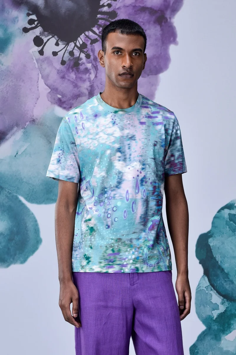 جينات ليكوانت هيمانت تيشيرت بركة الدموع