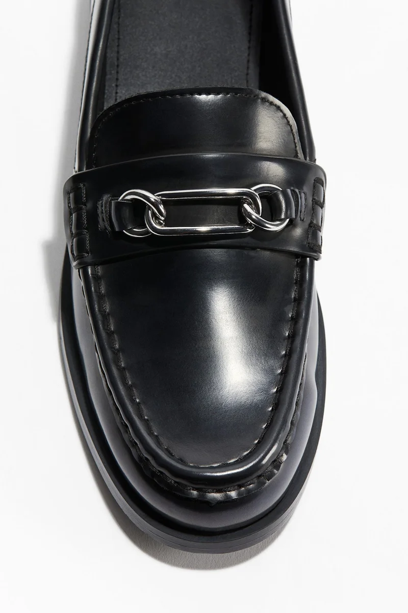 اتش اند ام حذاء لوفر