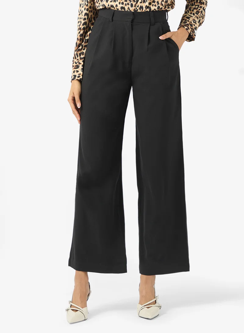 ايلا Trouser With Front Pleat