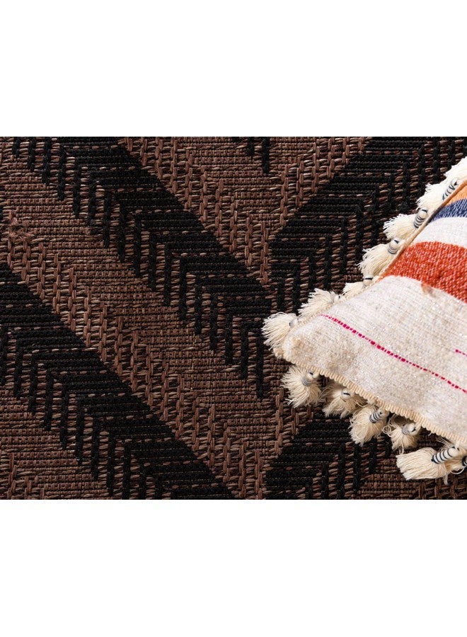 Unique Loom Unique Loom Outdoor Modern Collection Area Rug - Chevron (2' 2" x 3' Rectangle, Brown/ Black)  - Image 5