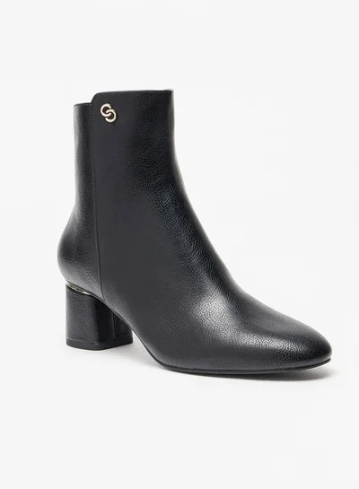 سيليست Women's Solid Ankle Boots with Block Heels and Zip Closure