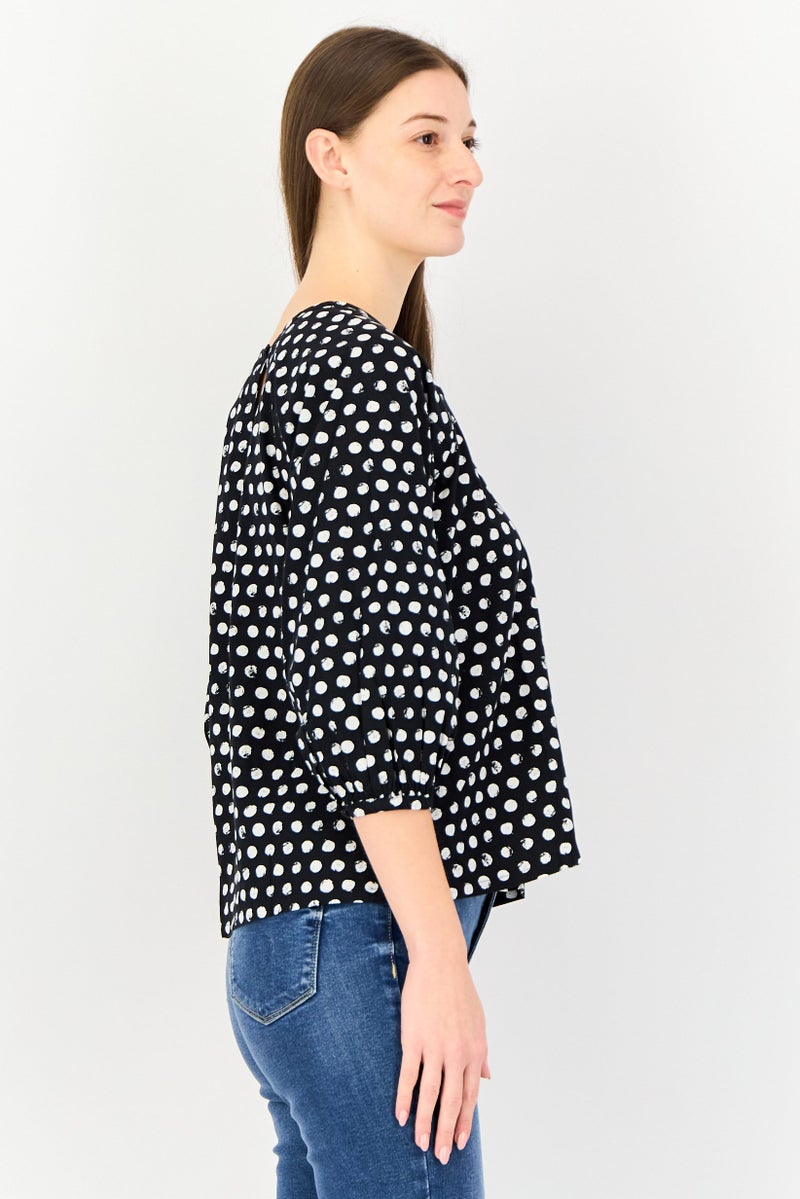 Levi's بلوزة نسائية بأكمام طويلة وياقة دائرية بنقاط بولكا، متعددة الألوان - Image 2